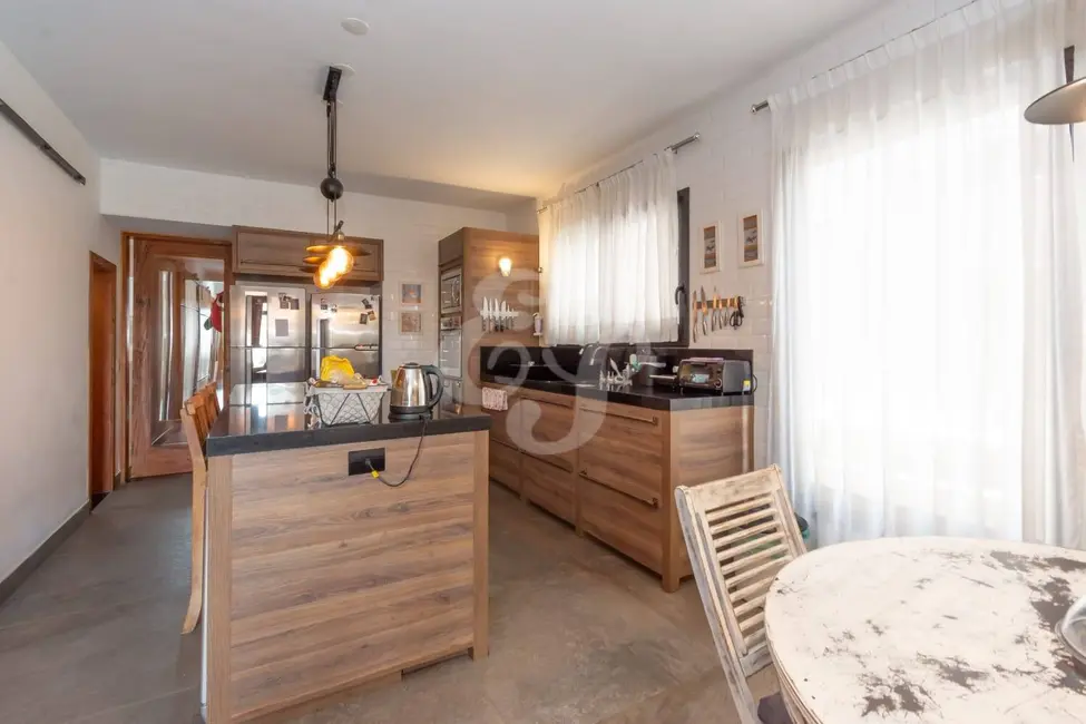 Casa com 4 quartos à venda e para alugar, 500m2 em Alphaville, Santana De Parnaiba - SP - imagem 9 Foto 9 de Casa com 4 quartos à venda e para alugar, 500m2 em Alphaville, Santana De Parnaiba - SP