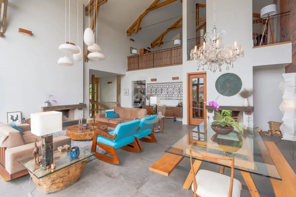 Casa com 4 quartos à venda e para alugar, 500m2 em Alphaville, Santana De Parnaiba - SP - imagem 4 Foto 4 de Casa com 4 quartos à venda e para alugar, 500m2 em Alphaville, Santana De Parnaiba - SP