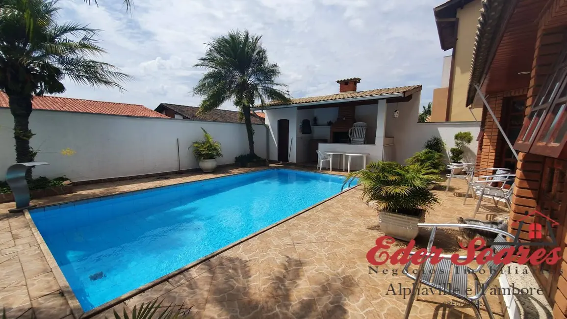 Casa com 4 quartos à venda, 300m2 em Alphaville, Santana De Parnaiba - SP - imagem 3 Foto 3 de Casa com 4 quartos à venda, 300m2 em Alphaville, Santana De Parnaiba - SP