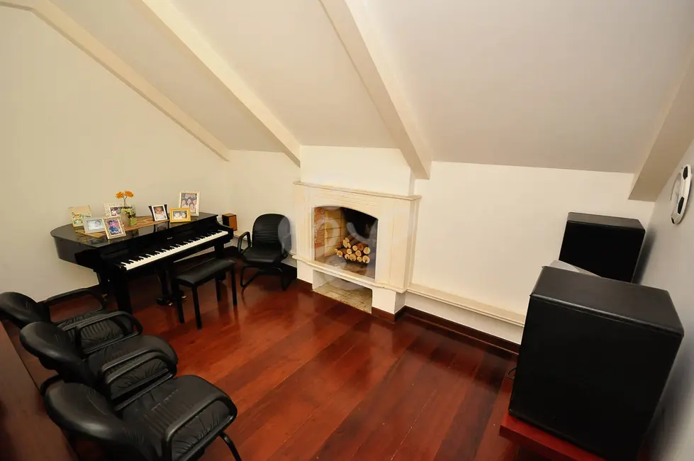 Foto 5 de Casa com 4 quartos à venda, 430m2 em Barueri - SP