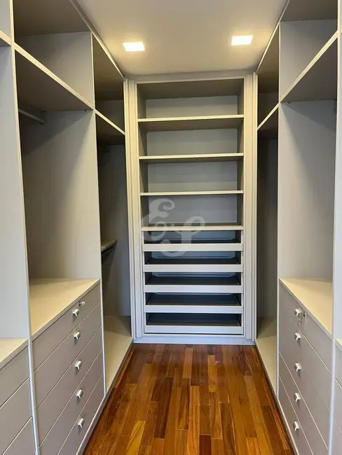 Foto 9 de Casa com 4 quartos à venda, 622m2 em Barueri - SP