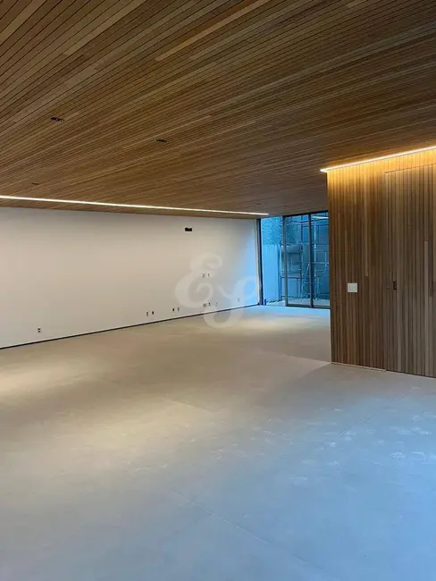 Foto 2 de Casa com 4 quartos à venda, 622m2 em Barueri - SP