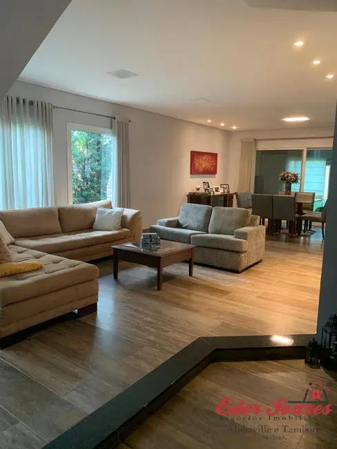 Foto 1 de Casa com 4 quartos à venda, 300m2 em Alphaville, Santana De Parnaiba - SP