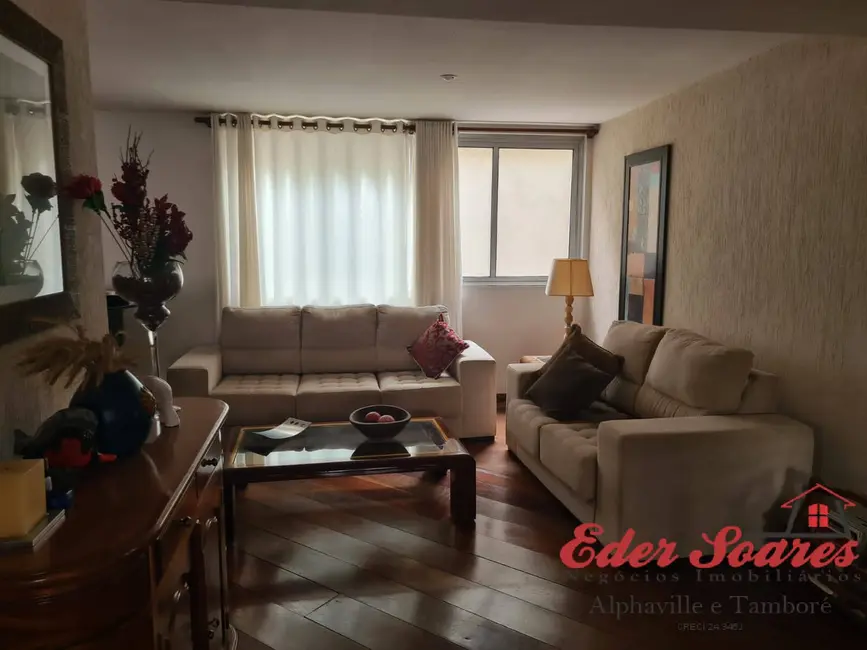 Casa com 4 quartos à venda, 500m2 em Barueri - SP - imagem 3 Foto 3 de Casa com 4 quartos à venda, 500m2 em Barueri - SP