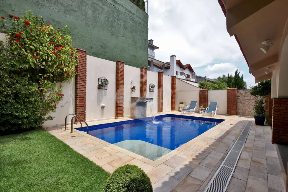 Foto 3 de Casa com 4 quartos à venda, 400m2 em Barueri - SP