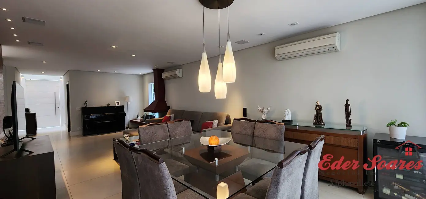 Foto 6 de Casa com 4 quartos à venda, 270m2 em Alphaville, Santana De Parnaiba - SP