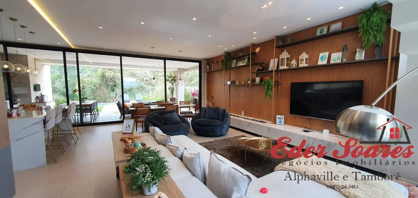 Foto 3 de Casa com 3 quartos à venda, 300m2 em Sítio do Morro, Santana De Parnaiba - SP