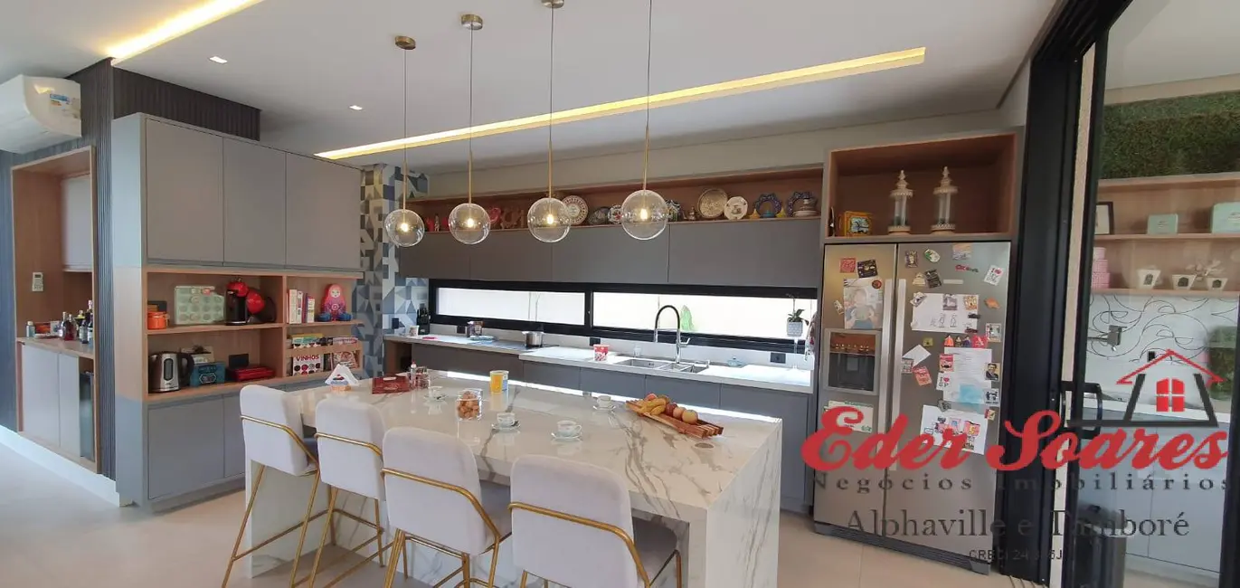 Foto 9 de Casa com 3 quartos à venda, 300m2 em Sítio do Morro, Santana De Parnaiba - SP