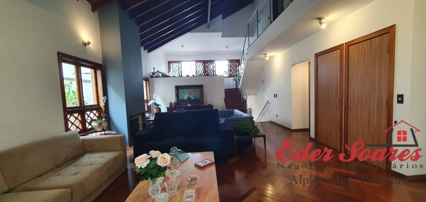 Casa com 3 quartos à venda, 371m2 em Alphaville, Santana De Parnaiba - SP - imagem 3 Foto 3 de Casa com 3 quartos à venda, 371m2 em Alphaville, Santana De Parnaiba - SP