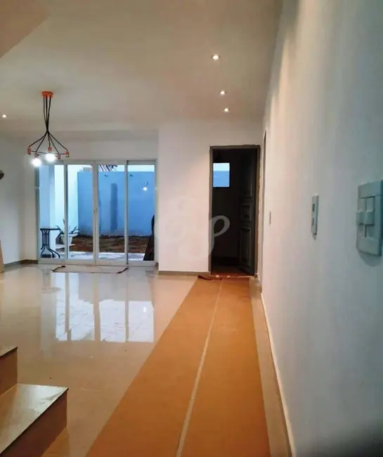 Casa com 3 quartos à venda, 216m2 em Alphaville, Santana De Parnaiba - SP - imagem 3 Foto 3 de Casa com 3 quartos à venda, 216m2 em Alphaville, Santana De Parnaiba - SP