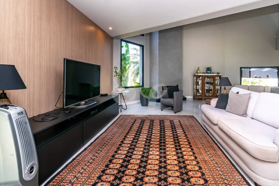 Casa com 3 quartos à venda, 430m2 em Alphaville, Santana De Parnaiba - SP - imagem 3 Foto 3 de Casa com 3 quartos à venda, 430m2 em Alphaville, Santana De Parnaiba - SP