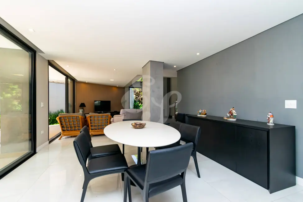 Casa com 3 quartos à venda, 430m2 em Alphaville, Santana De Parnaiba - SP - imagem 8 Foto 8 de Casa com 3 quartos à venda, 430m2 em Alphaville, Santana De Parnaiba - SP