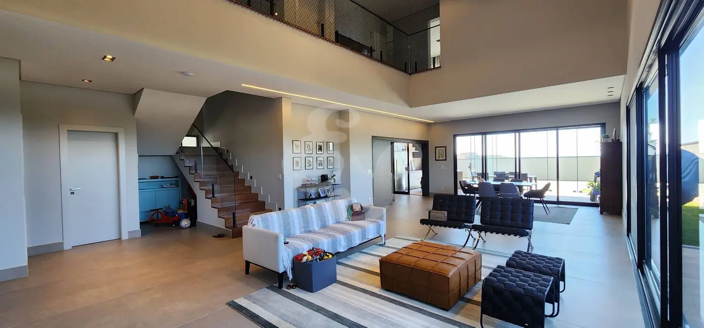 Casa com 4 quartos à venda, 390m2 em Alphaville, Santana De Parnaiba - SP - imagem 9 Foto 9 de Casa com 4 quartos à venda, 390m2 em Alphaville, Santana De Parnaiba - SP