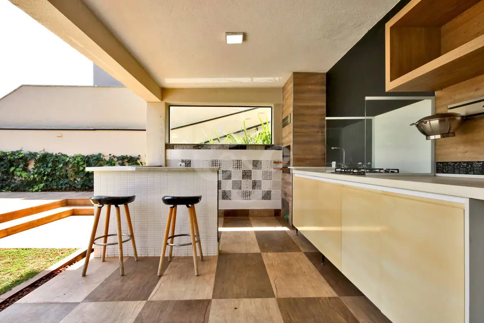 Foto 1 de Casa com 5 quartos à venda, 500m2 em Tamboré, Santana De Parnaiba - SP
