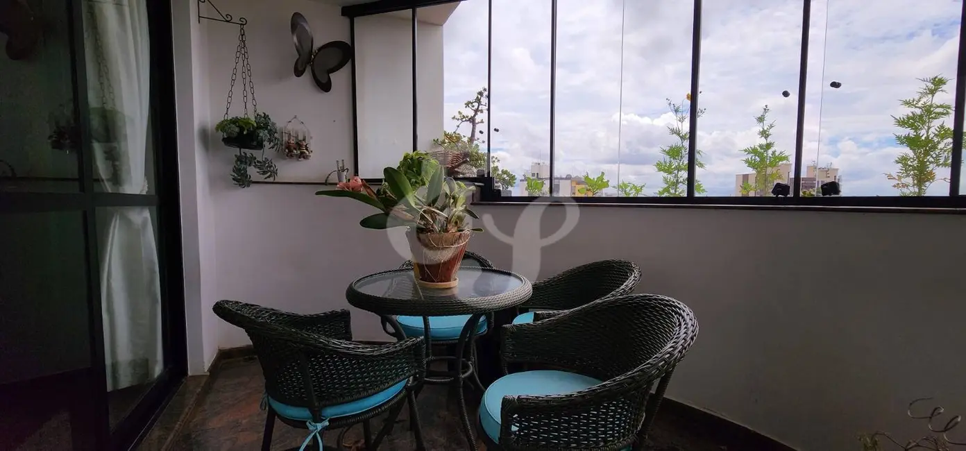 Foto 2 de Apartamento com 5 quartos à venda, 316m2 em Vila Santo Estéfano, São Paulo - SP