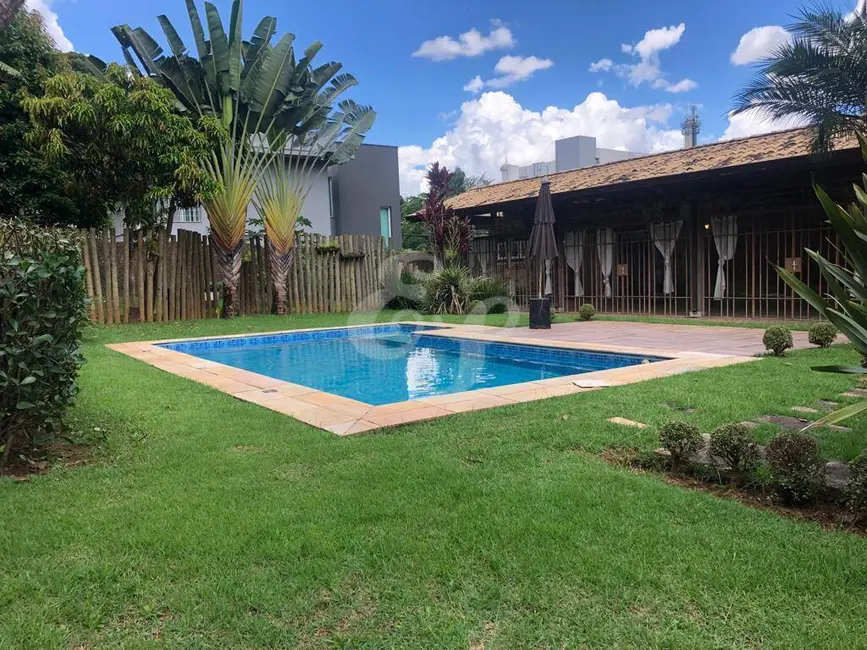 Casa com 4 quartos para alugar, 450m2 em Tamboré, Barueri - SP - imagem 3 Foto 3 de Casa com 4 quartos para alugar, 450m2 em Tamboré, Barueri - SP