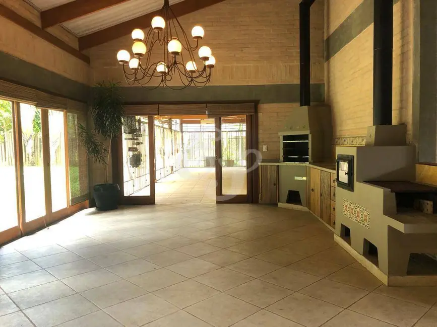 Casa com 4 quartos para alugar, 450m2 em Tamboré, Barueri - SP - imagem 6 Foto 6 de Casa com 4 quartos para alugar, 450m2 em Tamboré, Barueri - SP