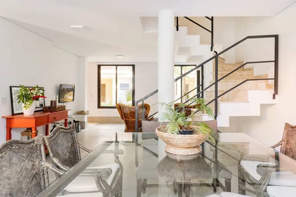 Foto 5 de Casa com 5 quartos à venda, 176m2 em Sao Sebastiao - SP