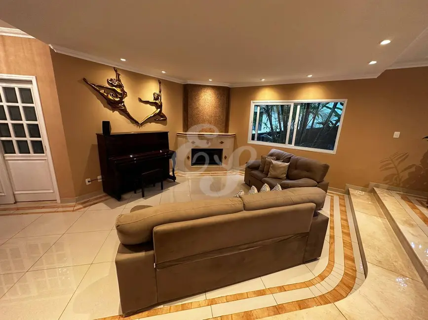 Foto 9 de Casa com 4 quartos à venda e para alugar, 650m2 em Alphaville, Santana De Parnaiba - SP