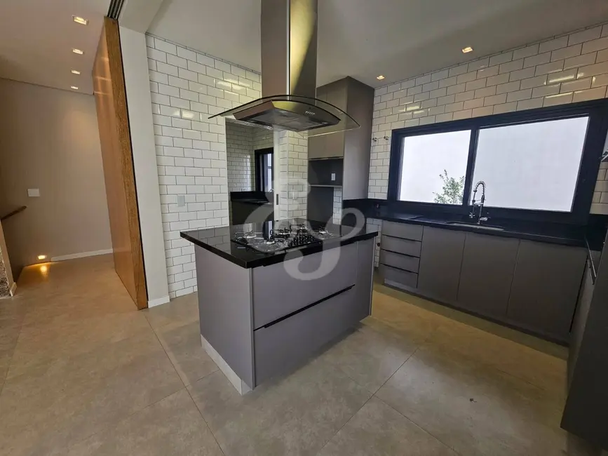 Casa com 4 quartos à venda, 364m2 em Alphaville, Santana De Parnaiba - SP - imagem 4 Foto 4 de Casa com 4 quartos à venda, 364m2 em Alphaville, Santana De Parnaiba - SP