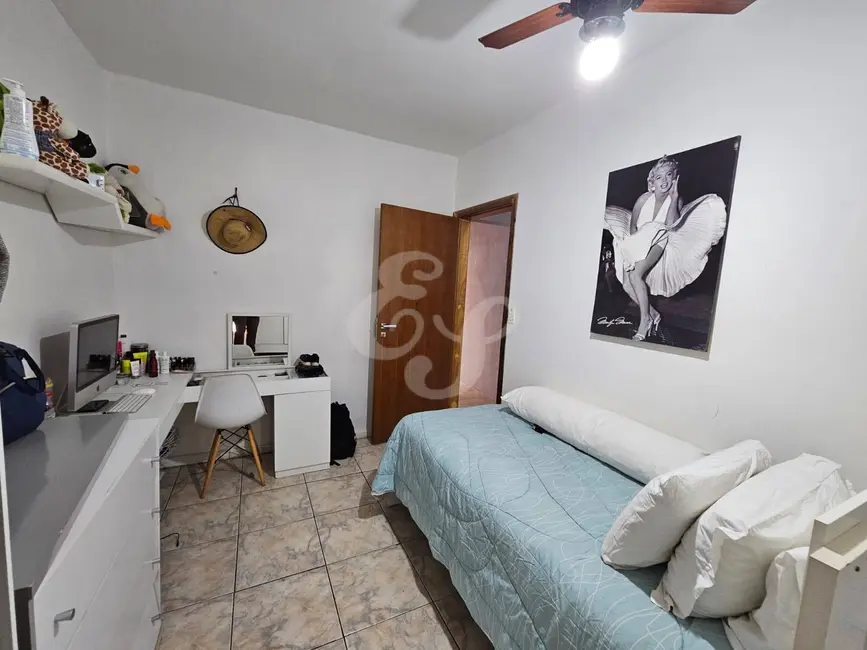 Foto 8 de Casa com 3 quartos à venda, 170m2 em Parque Pinheiros, Taboao Da Serra - SP