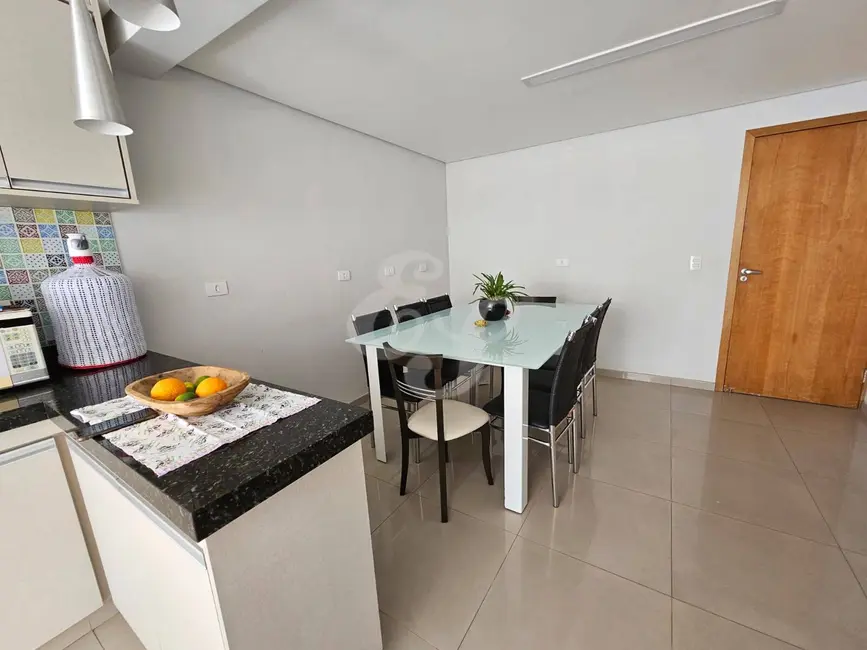 Foto 4 de Casa com 3 quartos à venda, 170m2 em Parque Pinheiros, Taboao Da Serra - SP