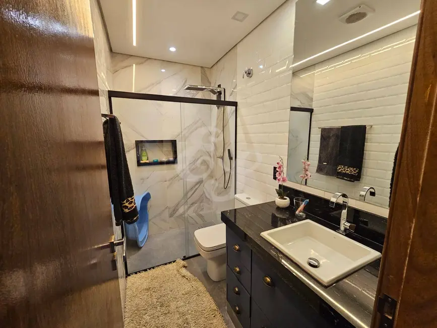 Foto 9 de Casa com 3 quartos à venda, 170m2 em Parque Pinheiros, Taboao Da Serra - SP