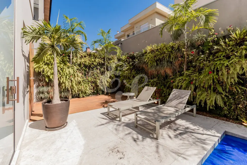 Foto 3 de Casa com 5 quartos à venda, 400m2 em Tamboré, Santana De Parnaiba - SP