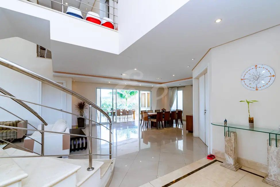 Casa com 4 quartos à venda, 600m2 em Alphaville, Santana De Parnaiba - SP - imagem 5 Foto 5 de Casa com 4 quartos à venda, 600m2 em Alphaville, Santana De Parnaiba - SP