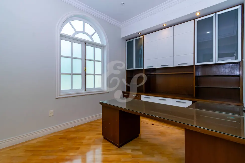 Casa com 5 quartos à venda e para alugar, 570m2 em Alphaville, Santana De Parnaiba - SP - imagem 9 Foto 9 de Casa com 5 quartos à venda e para alugar, 570m2 em Alphaville, Santana De Parnaiba - SP