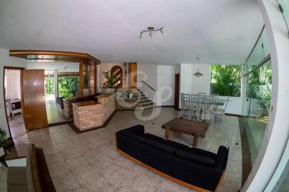 Casa com 5 quartos à venda, 422m2 em Alphaville, Santana De Parnaiba - SP - imagem 3 Foto 3 de Casa com 5 quartos à venda, 422m2 em Alphaville, Santana De Parnaiba - SP