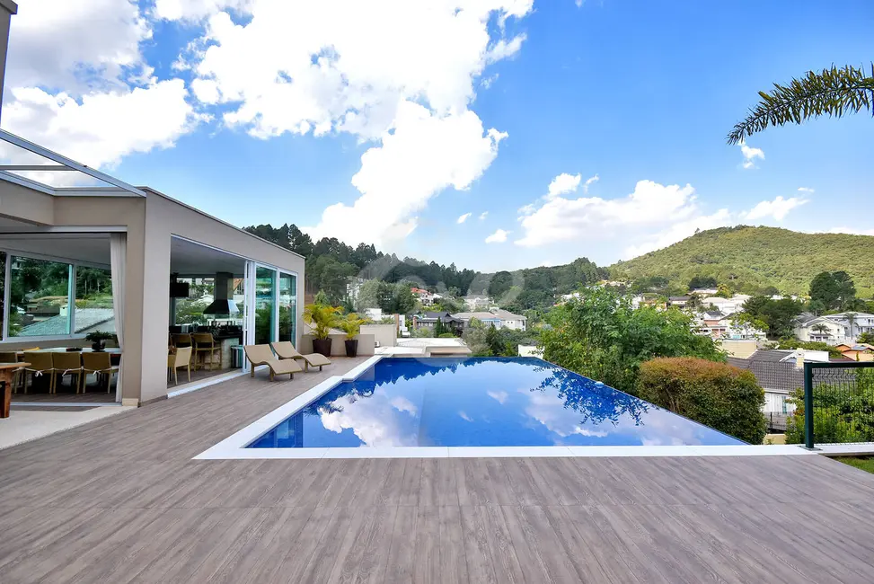 Foto 3 de Casa com 5 quartos à venda e para alugar, 740m2 em Alphaville, Santana De Parnaiba - SP