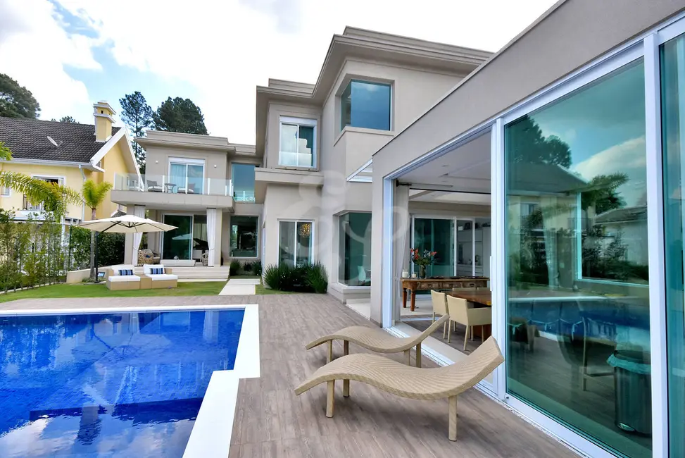 Foto 1 de Casa com 5 quartos à venda e para alugar, 740m2 em Alphaville, Santana De Parnaiba - SP