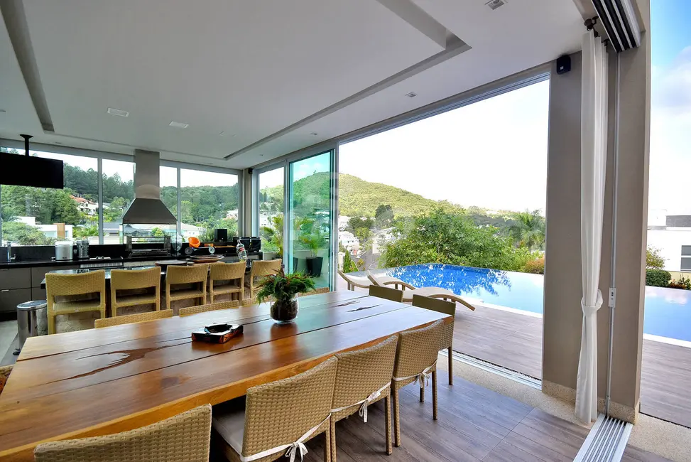 Foto 8 de Casa com 5 quartos à venda e para alugar, 740m2 em Alphaville, Santana De Parnaiba - SP