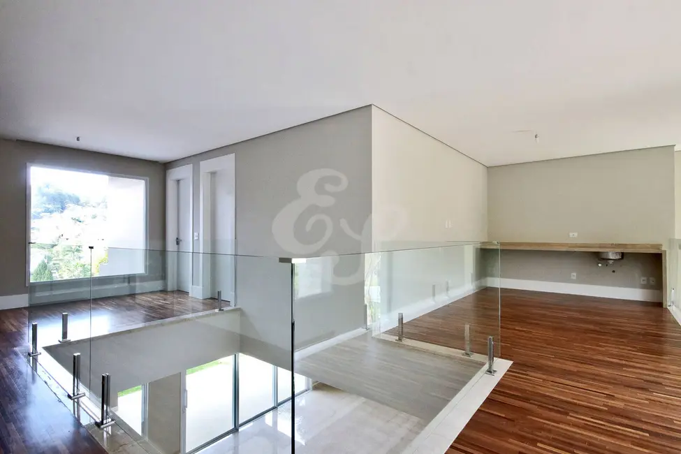 Casa com 5 quartos à venda, 760m2 em Alphaville, Santana De Parnaiba - SP - imagem 9 Foto 9 de Casa com 5 quartos à venda, 760m2 em Alphaville, Santana De Parnaiba - SP