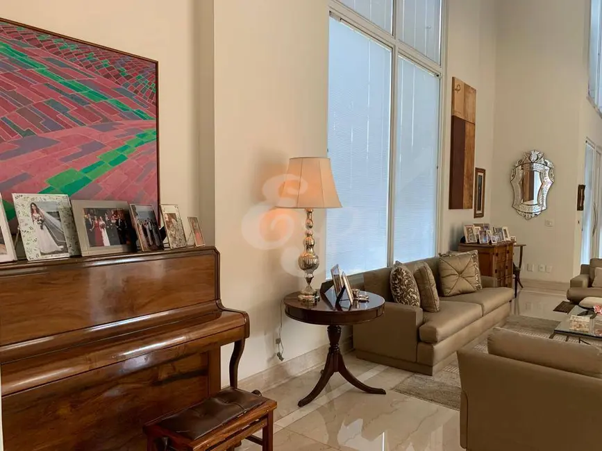 Foto 8 de Casa com 4 quartos à venda, 750m2 em Barueri - SP