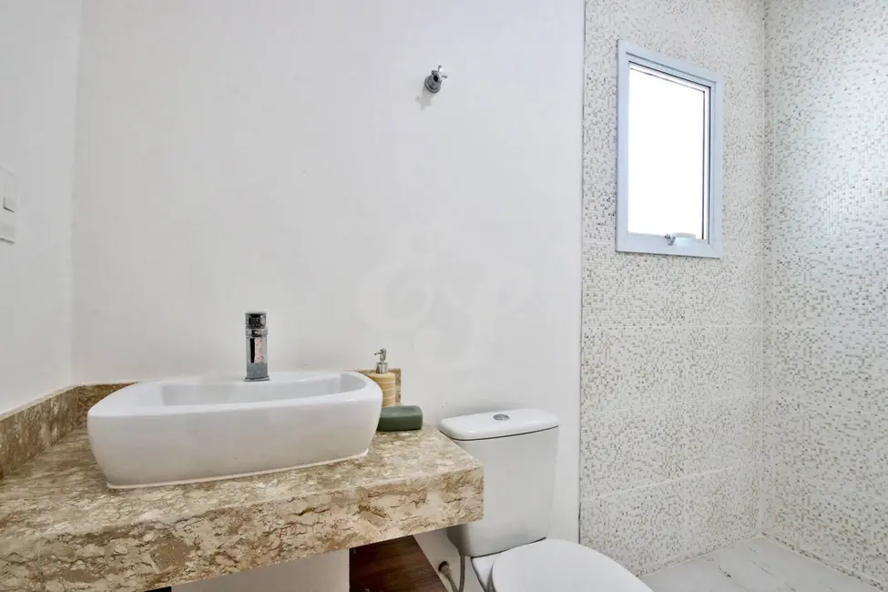 Foto 9 de Casa com 4 quartos à venda, 350m2 em Alphaville, Santana De Parnaiba - SP