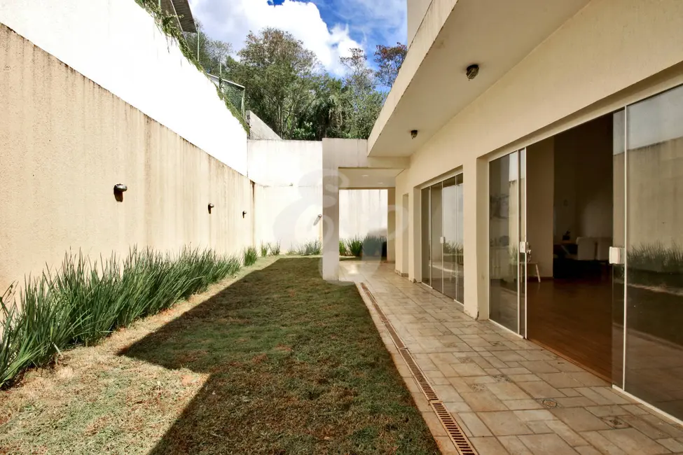 Foto 2 de Casa com 4 quartos à venda, 350m2 em Alphaville, Santana De Parnaiba - SP