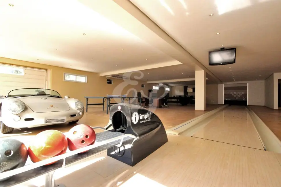 Casa com 6 quartos à venda, 1880m2 em Tamboré, Barueri - SP - imagem 8 Foto 8 de Casa com 6 quartos à venda, 1880m2 em Tamboré, Barueri - SP