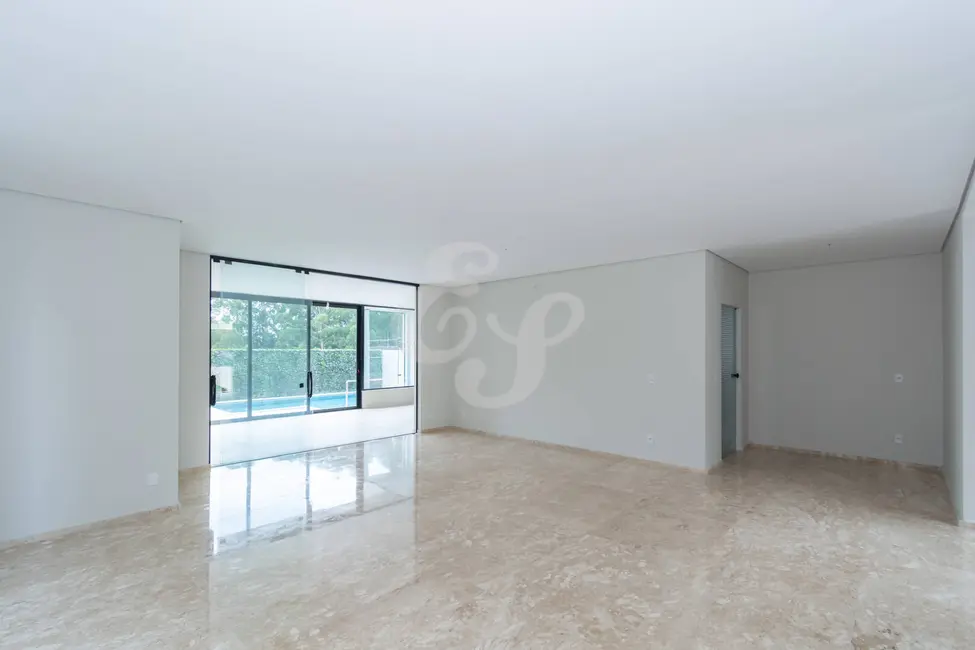 Casa com 4 quartos à venda, 510m2 em Tamboré, Barueri - SP - imagem 8 Foto 8 de Casa com 4 quartos à venda, 510m2 em Tamboré, Barueri - SP