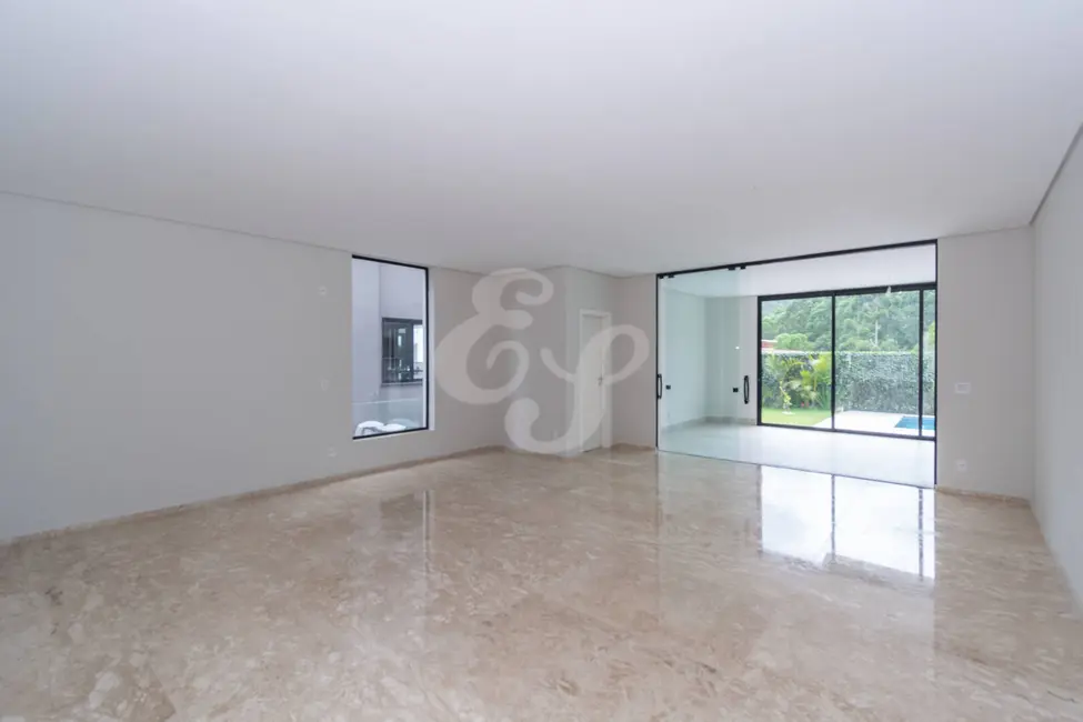 Casa com 4 quartos à venda, 510m2 em Tamboré, Barueri - SP - imagem 7 Foto 7 de Casa com 4 quartos à venda, 510m2 em Tamboré, Barueri - SP