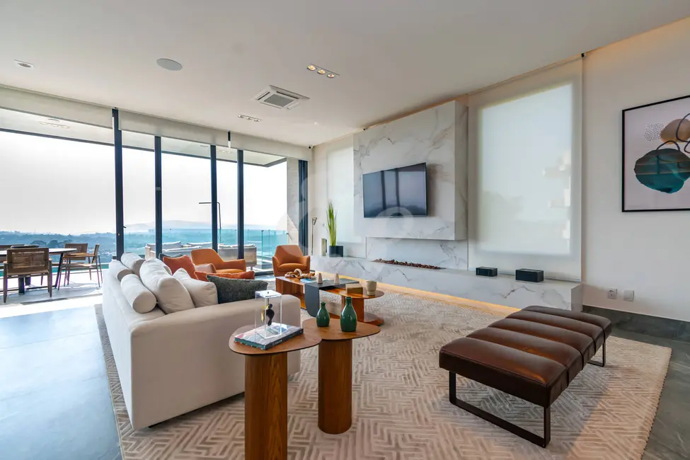 Casa com 4 quartos à venda, 541m2 em Alphaville, Santana De Parnaiba - SP - imagem 4 Foto 4 de Casa com 4 quartos à venda, 541m2 em Alphaville, Santana De Parnaiba - SP