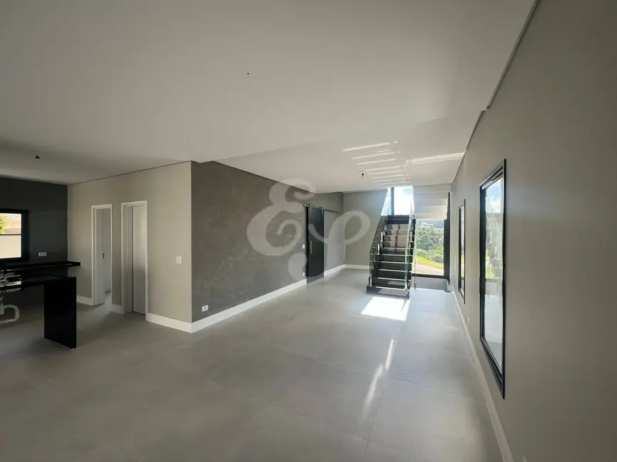 Foto 2 de Casa com 3 quartos à venda, 289m2 em Sítio do Morro, Santana De Parnaiba - SP