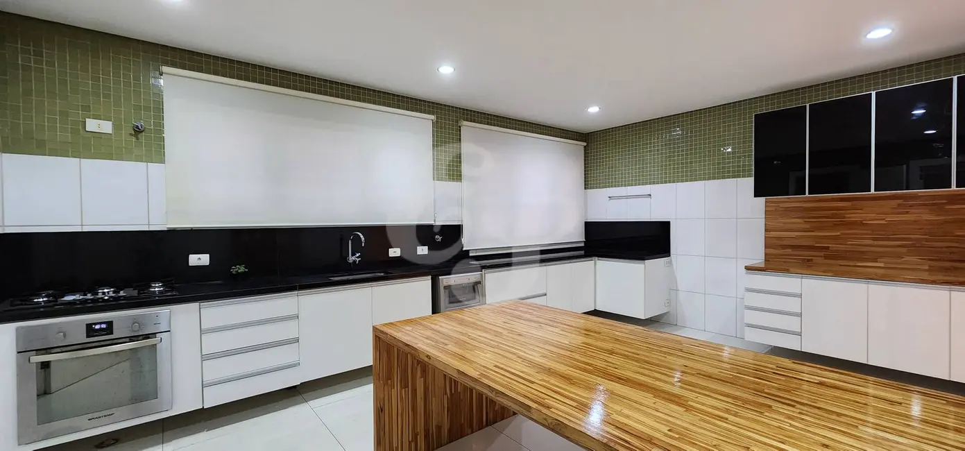 Foto 8 de Casa com 4 quartos para alugar, 320m2 em Alphaville, Santana De Parnaiba - SP