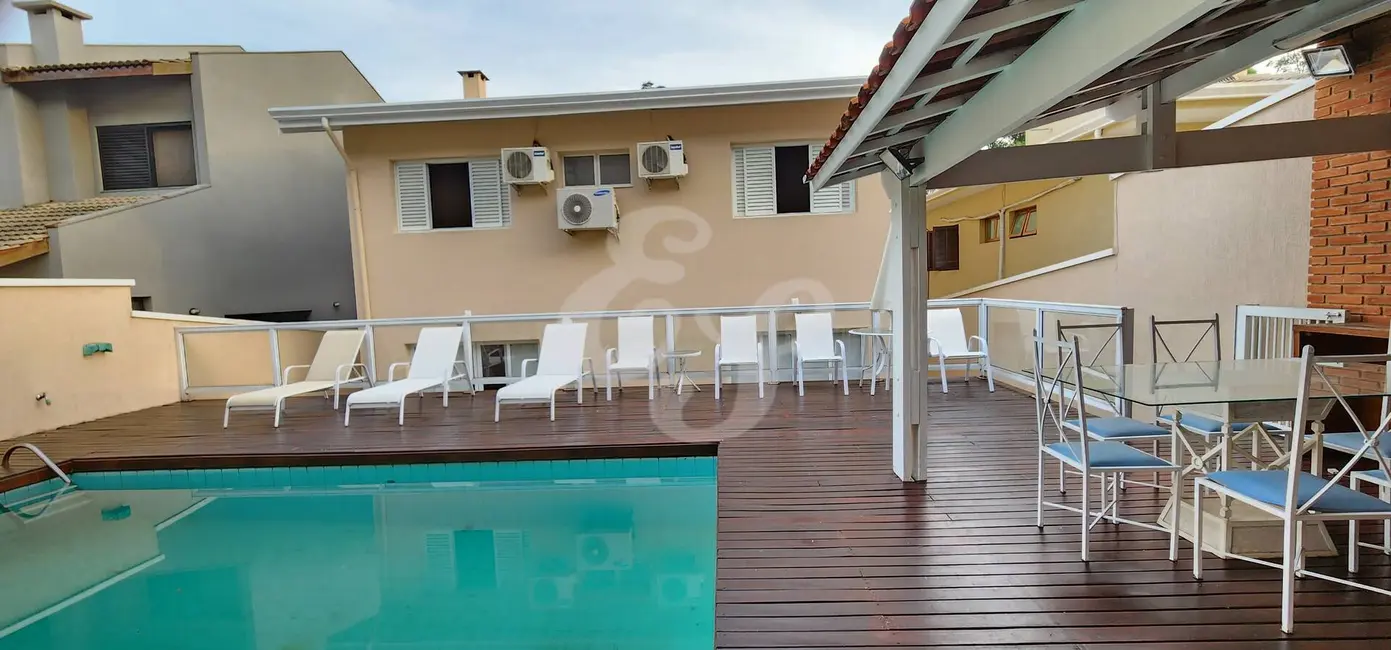 Foto 3 de Casa com 4 quartos para alugar, 320m2 em Alphaville, Santana De Parnaiba - SP