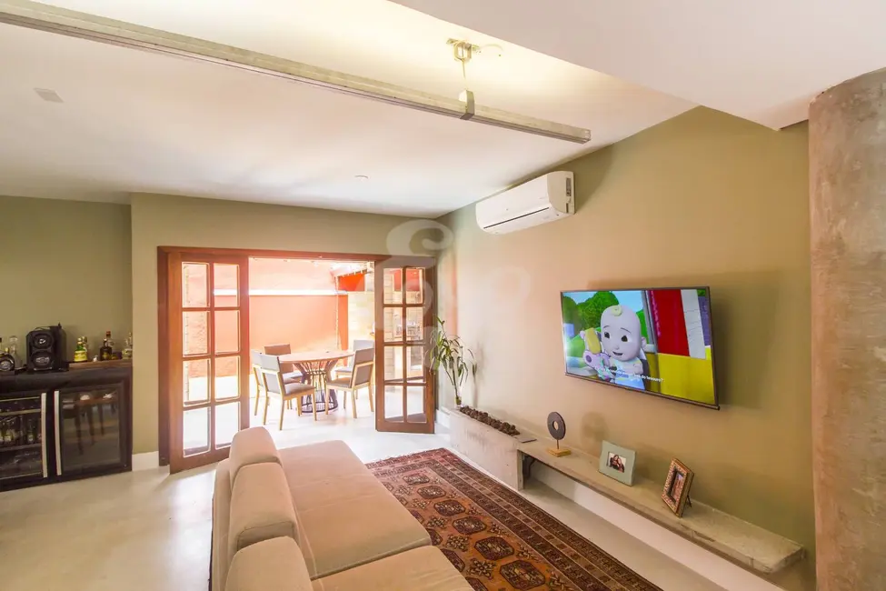 Casa com 5 quartos à venda e para alugar, 339m2 em Alphaville, Santana De Parnaiba - SP - imagem 9 Foto 9 de Casa com 5 quartos à venda e para alugar, 339m2 em Alphaville, Santana De Parnaiba - SP