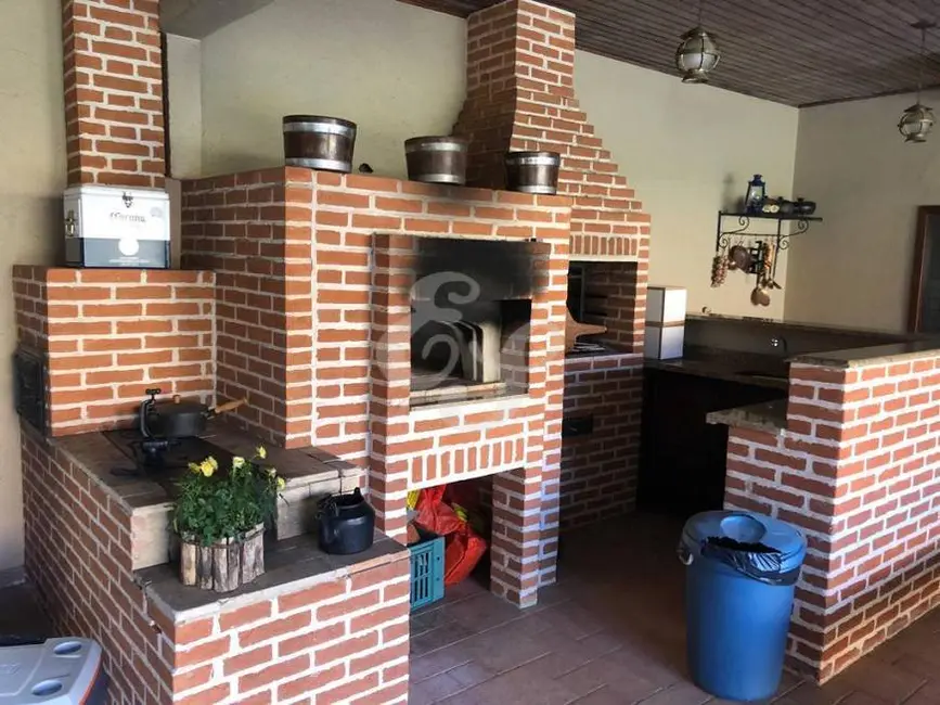 Casa com 4 quartos à venda, 400m2 em Residencial Morada das Estrelas (Aldeia da Serra), Barueri - SP - imagem 6 Foto 6 de Casa com 4 quartos à venda, 400m2 em Residencial Morada das Estrelas (Aldeia da Serra), Barueri - SP