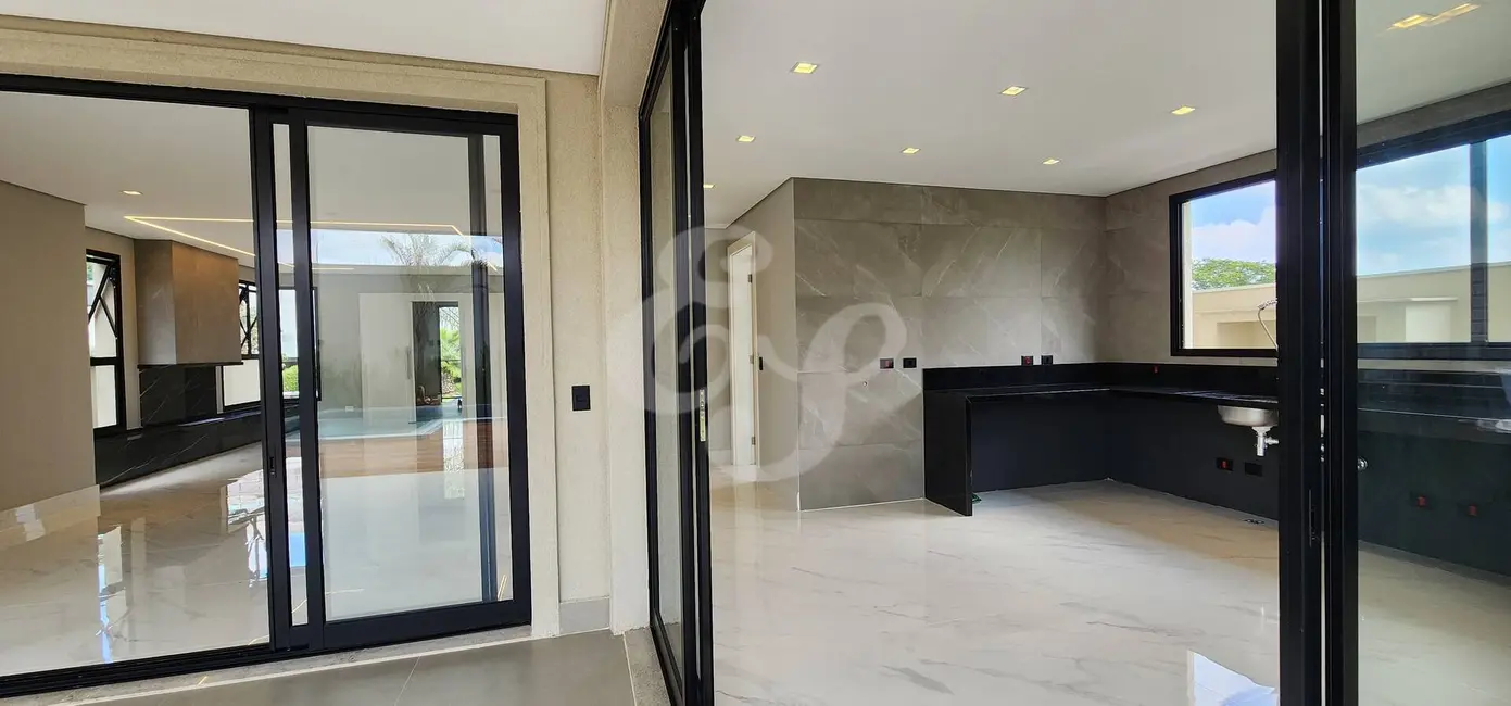 Casa com 4 quartos à venda e para alugar, 468m2 em Alphaville, Santana De Parnaiba - SP - imagem 9 Foto 9 de Casa com 4 quartos à venda e para alugar, 468m2 em Alphaville, Santana De Parnaiba - SP