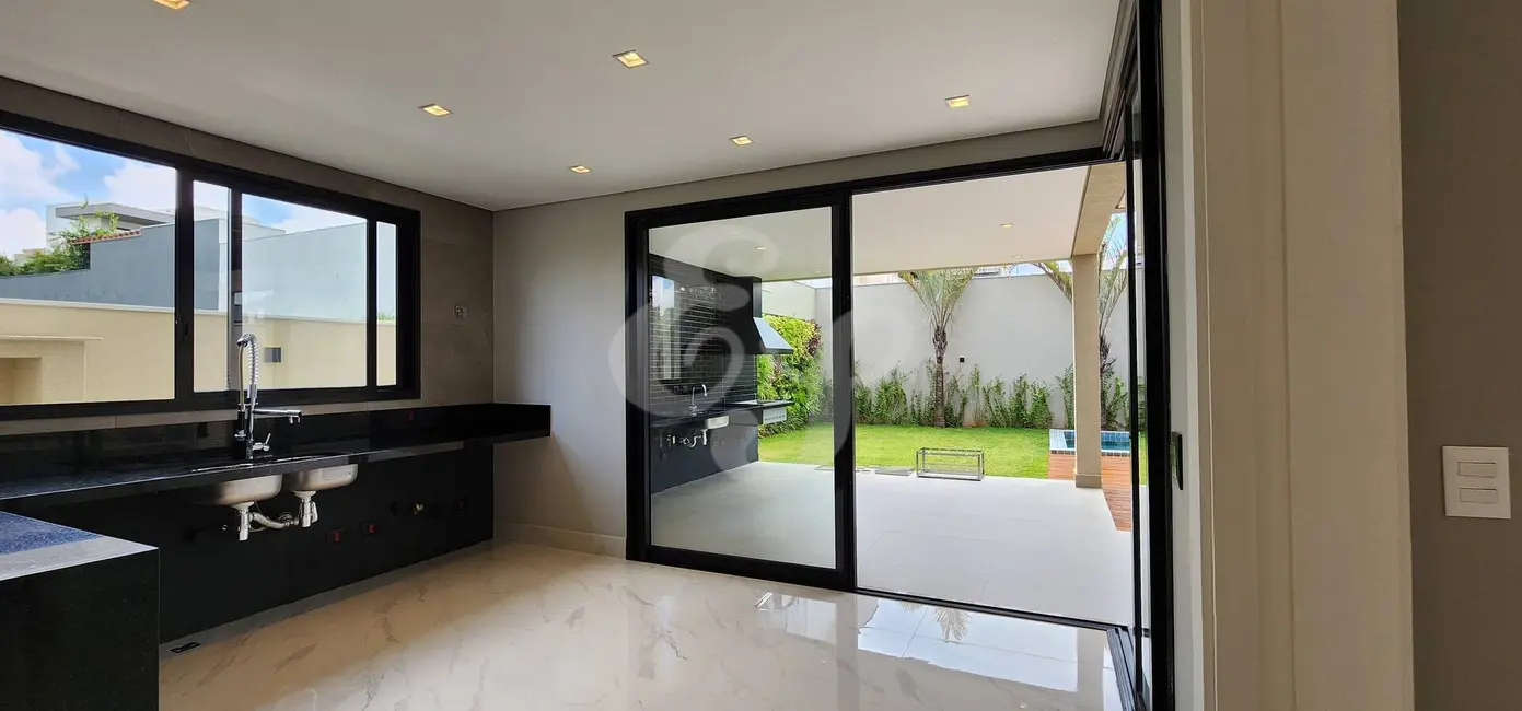 Casa com 4 quartos à venda e para alugar, 468m2 em Alphaville, Santana De Parnaiba - SP - imagem 6 Foto 6 de Casa com 4 quartos à venda e para alugar, 468m2 em Alphaville, Santana De Parnaiba - SP