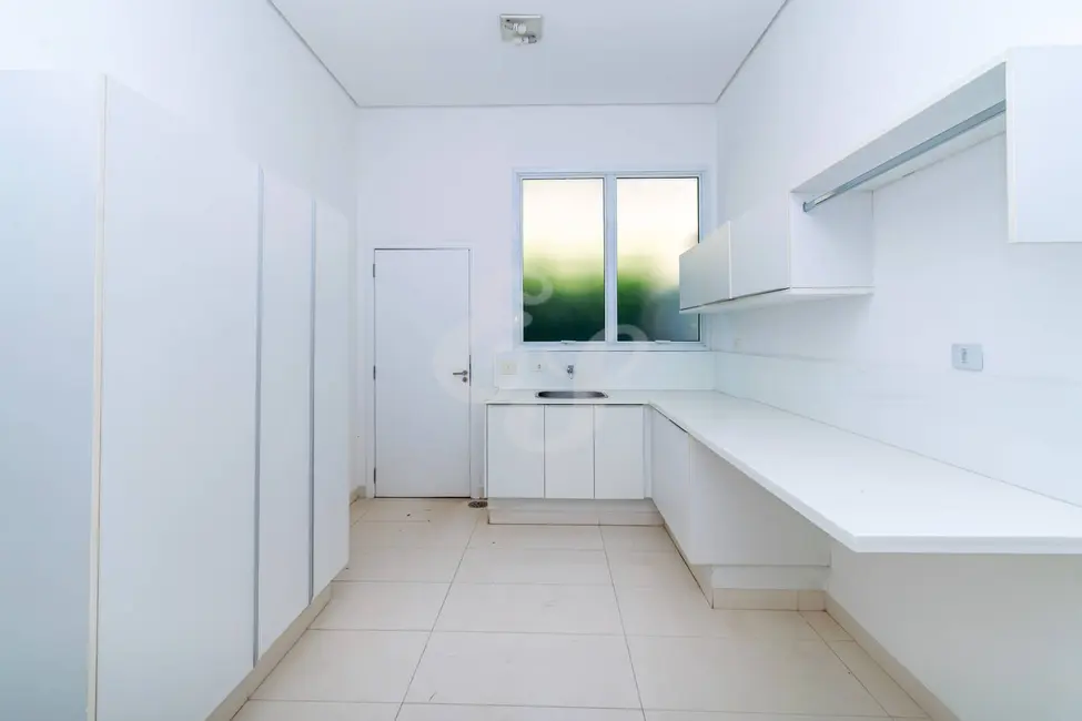 Foto 6 de Casa com 5 quartos para alugar, 593m2 em Alphaville, Santana De Parnaiba - SP